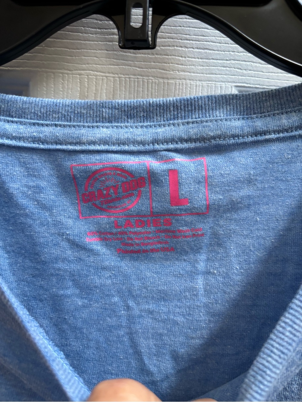 'Easily Distracted by Dogs' Blue Woman’s Graphic T-Shirt, Size L, NWOT - Picture 3 of 5